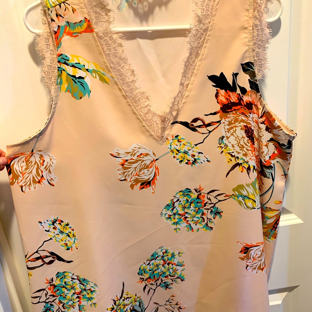 Boutique top